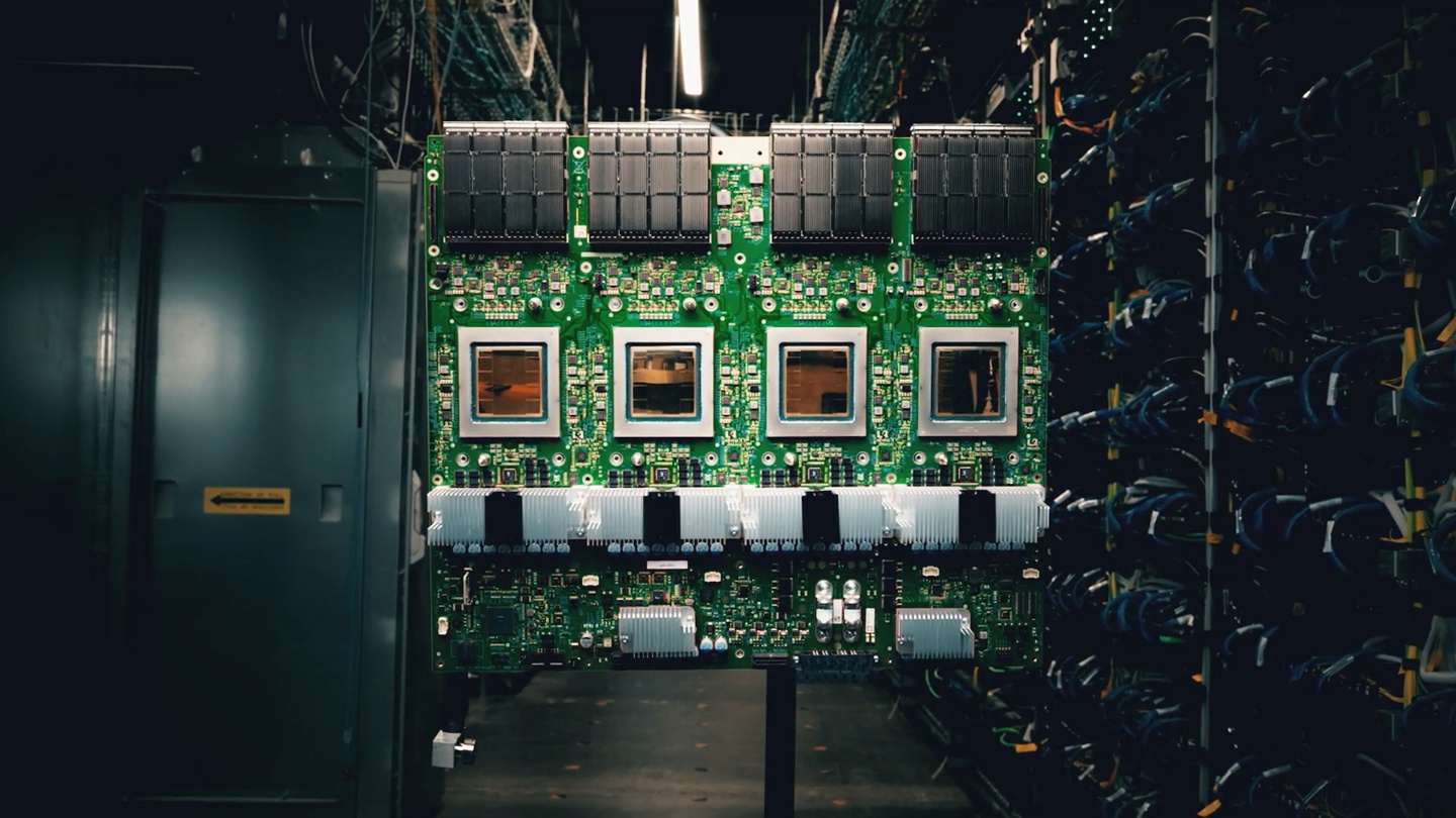 老虎機：消息称 Meta 正就为自有数据中心导入 TPU AI 芯片与谷歌洽谈